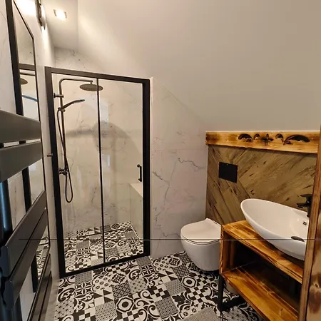 Goscinne I Gorski Widok Lantgård *